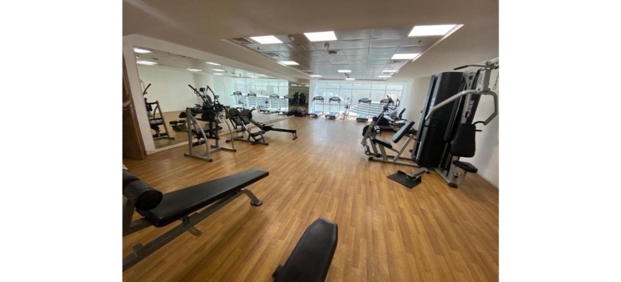 Luxurious 4-Bedroom Duplex Villa Apartment Near Jbr ドバイ エクステリア 写真